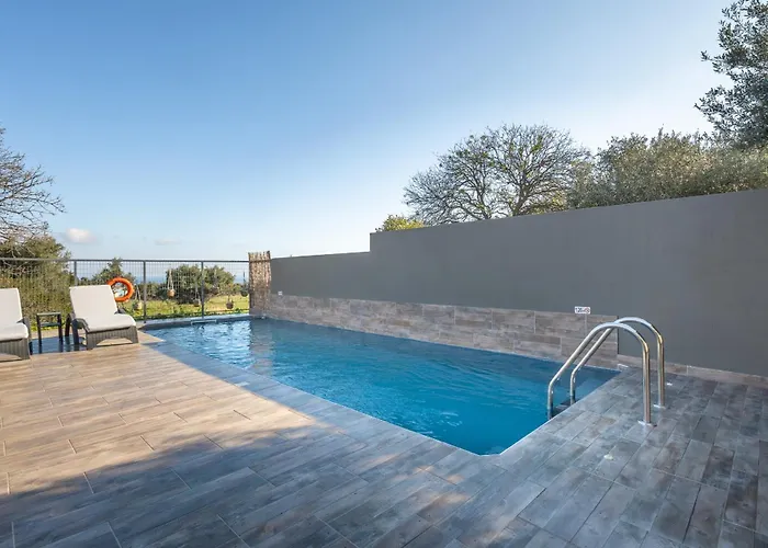 Villa Art Asgourou
