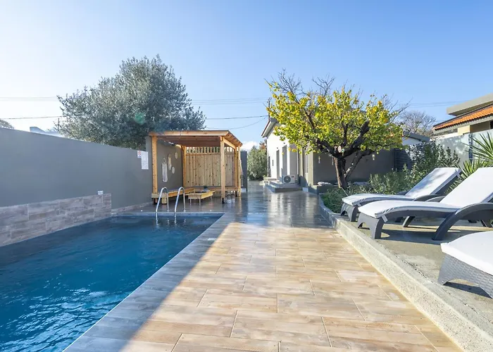 Villa Art Asgourou